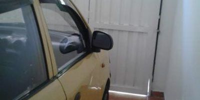 Agradable Aparta estudio ubicado en el sector de la castellana, en la calle 33 AA, piso 1, tiene un área de 40 metros aproximadamente. El inmueble se compone de un solo ambiente, 1 closet, 1 baño, cocina semi-integral con red de gas y piso en baldosa, granito y cerámica.
Los datos de los inmuebles promocionados en la página web están sujetos a cambio y verificación de disponibilidad.&nbsp;