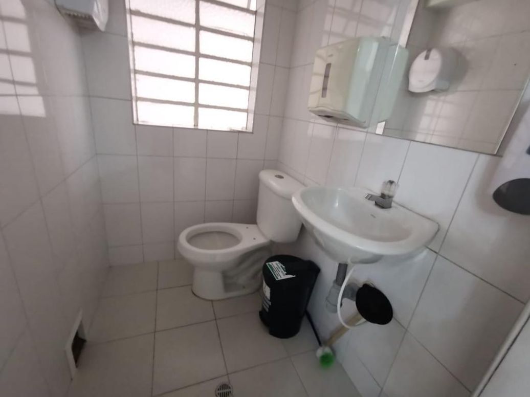Casa de 7 alcobas en venta en Teusaquillo, Bogotá, 336 m² · foto 8 de 15