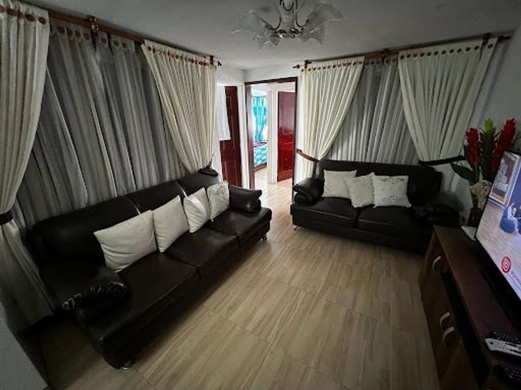 Casa de 5 alcobas en venta en El Porvenir De La Estancia, Bogotá, 216 m² · foto 19 de 20