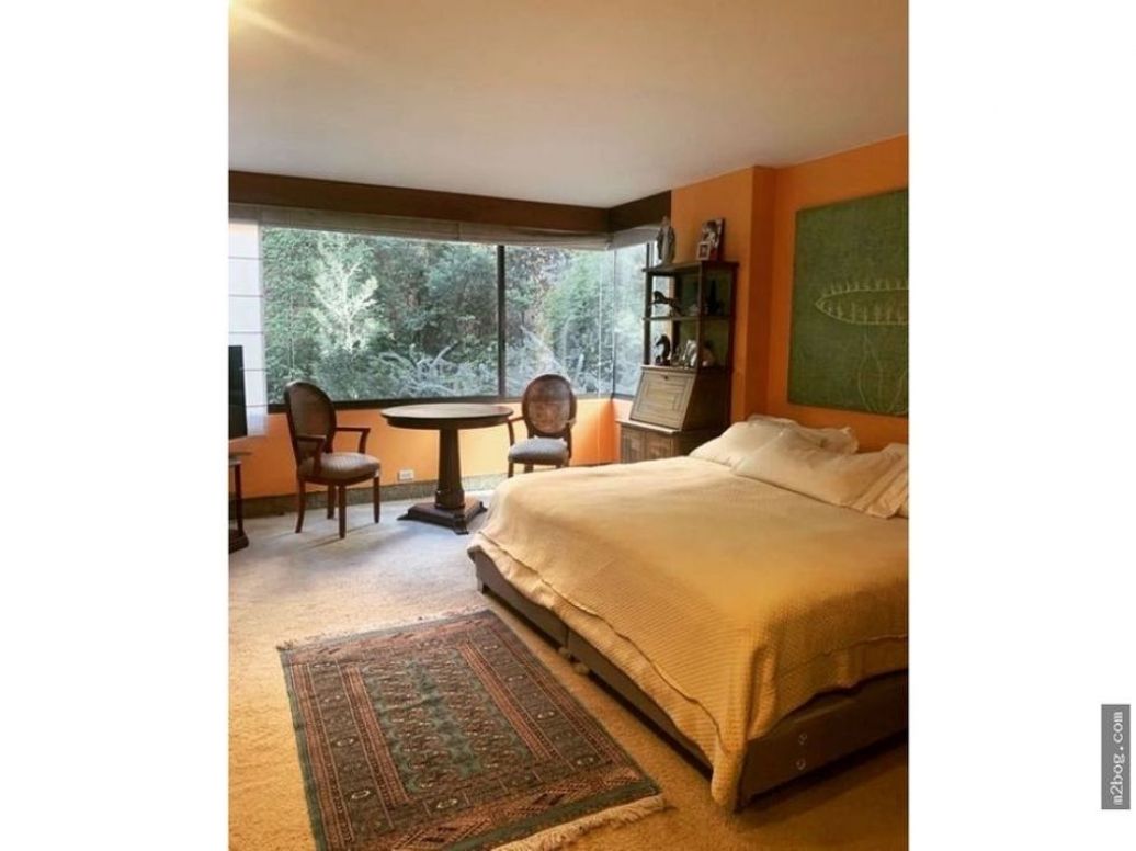 Apartamento de 4 alcobas en venta en Los Rosales, Bogotá, 400 m² · foto 7 de 11