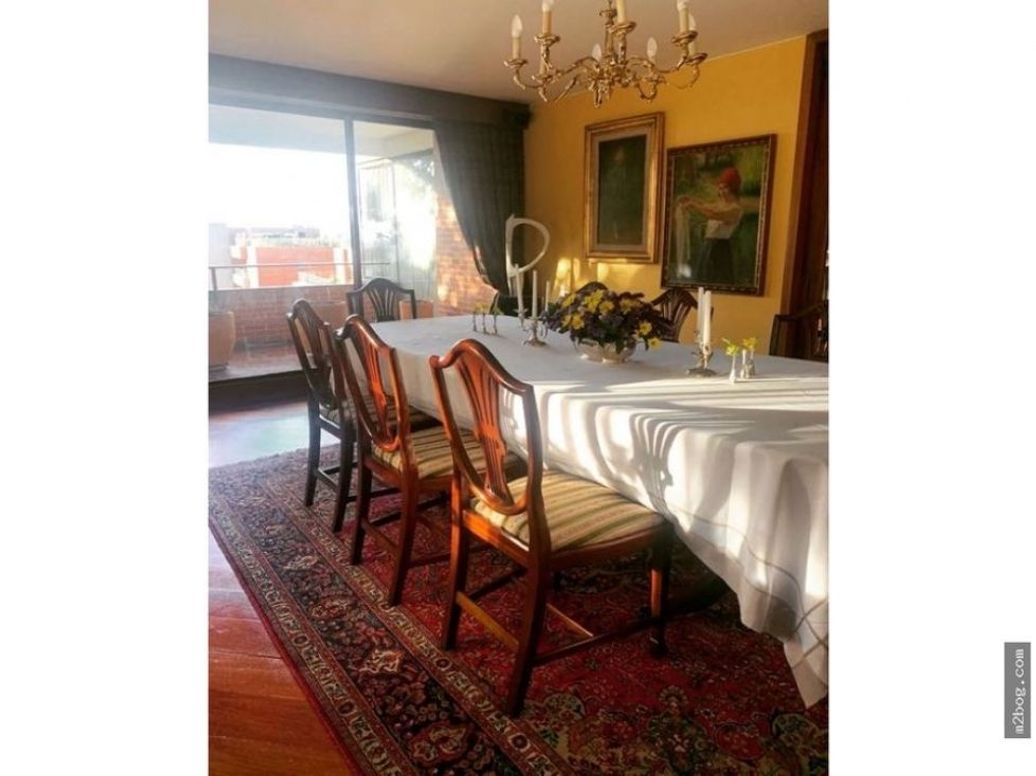 Apartamento de 4 alcobas en venta en Los Rosales, Bogotá, 400 m² · foto 5 de 11