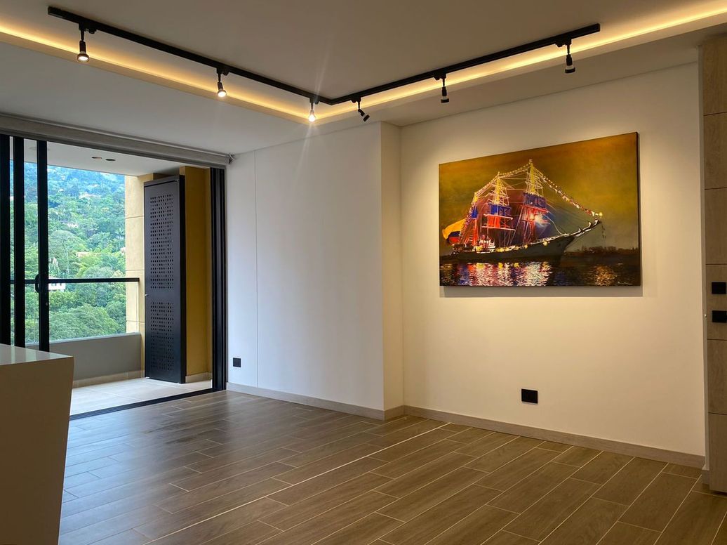 Apartamento en Arriendo o venta en San Sebastian, Comuna 5, Envigado en Intermedia