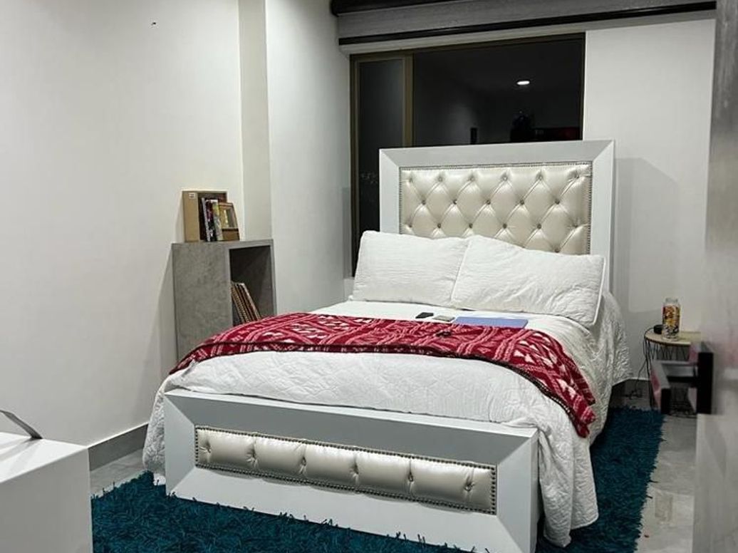 Apartamento de 5 alcobas en venta en Prados De La Calleja, Bogotá, 256 m² · foto 15 de 20