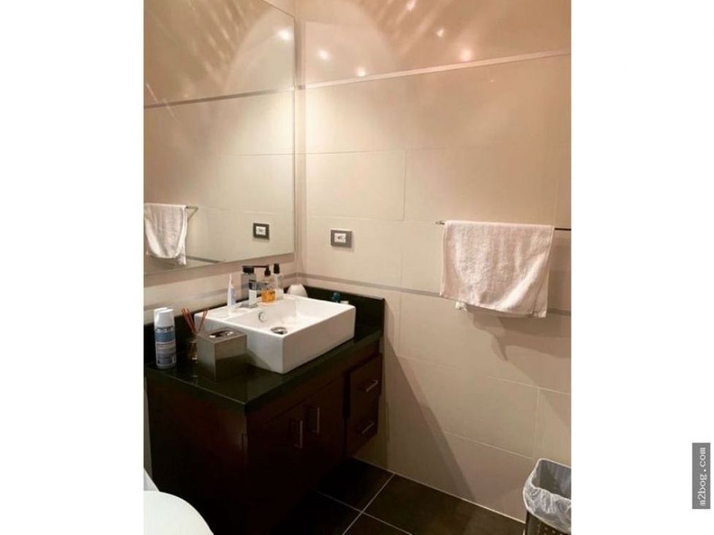 Apartamento de 3 alcobas en venta en El Retiro, Bogotá, 281 m² · foto 9 de 10