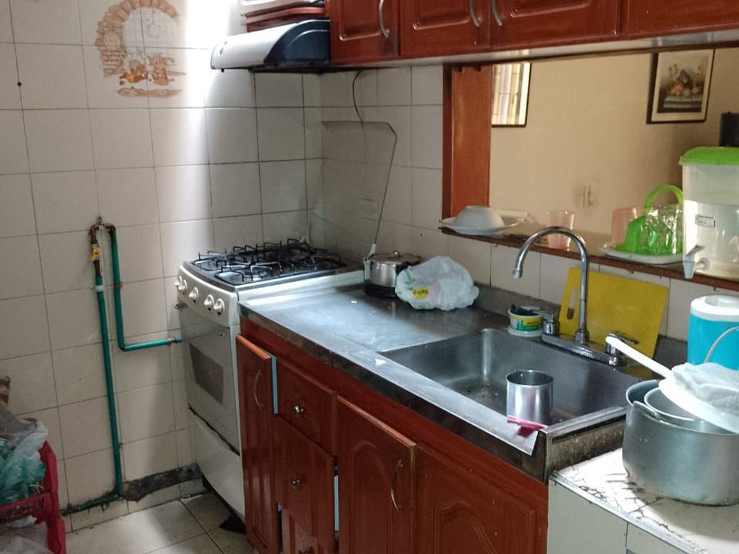 Casa de 7 alcobas en venta en Mandalay 1, Bogotá, 140 m² · foto 10 de 17