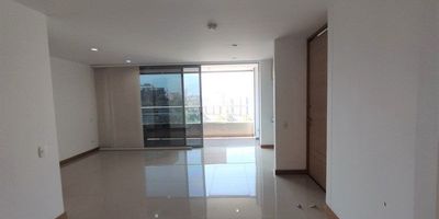 Codigo 22906. Apartamento en arriendo ubicado en Envigado sector BenedictinosCerca a: Bancolombia, Davivienda, Tiendas D1, Euro, Mall Frontera, Mall San Lucas, Mall Terracino, Loma Benedictinos, La Frontera, Transversal Intermedia y Avenida El Poblado.Descripción general: 3 habitaciones, 1 vestier, 2 closet, 3 baños, Salon - comedor, Cocina abierta integral, Zona de ropas, Estar de alcobas, Balcón, Parqueadero doble paralelo, Cuarto útil, Red de gas y Servicios públicos.La unidad cuenta con Portería 24 horas, Lobbie, Parque infantil, Salón de juegos para niños, Cancha, Salón de juegos para adultos, Gimnasio, Salón de yoga o meditación, Salón social, Zona de bbq, Piscina para adultos, Piscina para niños, Sauna, Turco, Zonas verdes, Zona de mascotas y Parqueadero de visitantes.