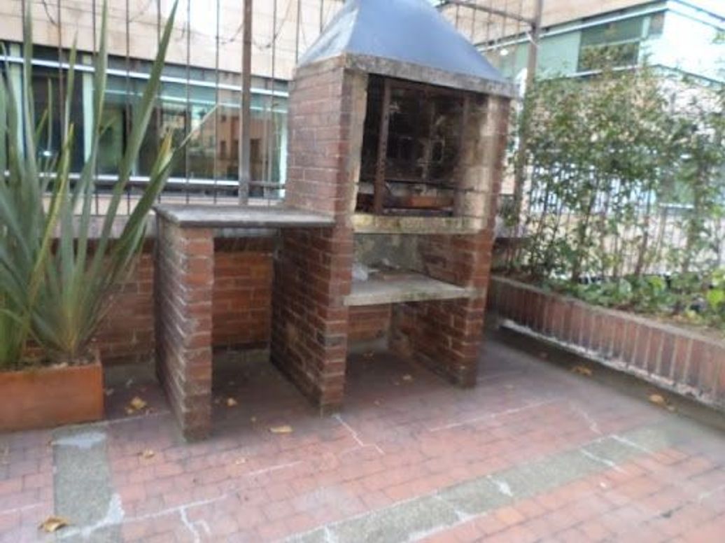 Apartaestudio en venta en Chicó Norte, Bogotá, 81 m² · foto 6 de 17