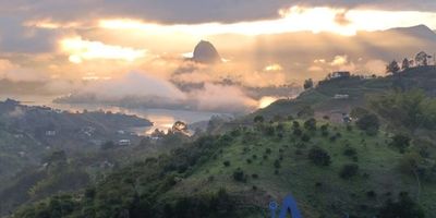 LA PARCELACIÓN QUE SE RENTA ES DE 1800, CON UNA ÁREA CONSTRUIDA DE 145 m2El valor del metro cuadrado correspondiente a 3.000 m2, es de $180.000. Vende Integridad, inmobiliaria experta en administración y arrendamientos de apartamentos, casas, locales, bodegas y oficinas, Medellín y toda el área Metropolitana