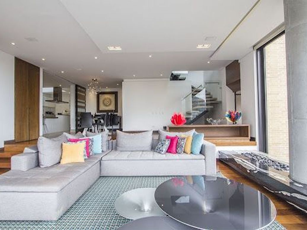 Casa de 5 alcobas en venta en Santa Ana, Bogotá, 504 m² · foto 3 de 20