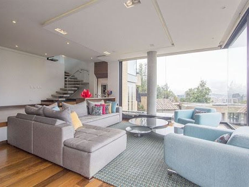 Casa de 5 alcobas en venta en Santa Ana, Bogotá, 504 m² · foto 2 de 20