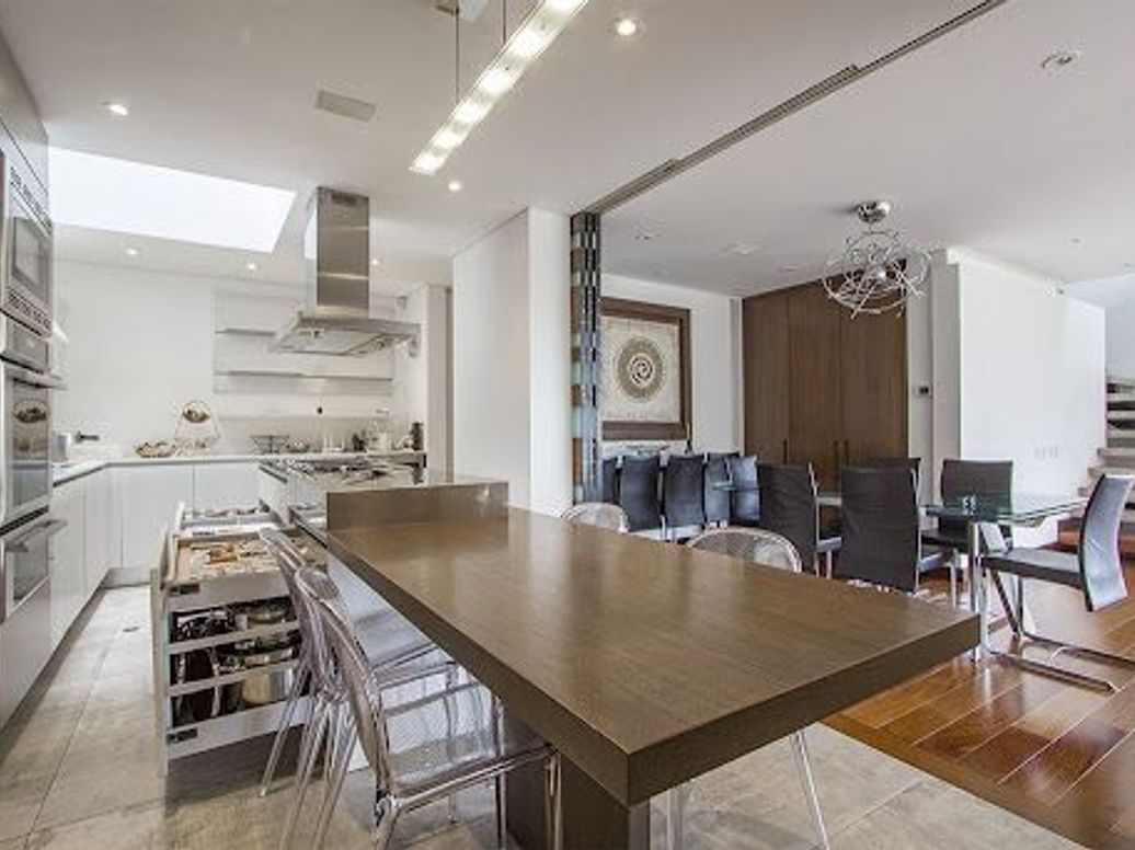Casa de 5 alcobas en venta en Santa Ana, Bogotá, 504 m² · foto 13 de 20