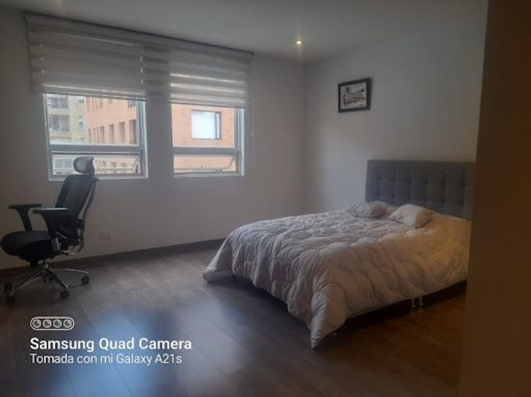 Apartamento de 2 alcobas en venta en San Patricio, Bogotá, 120 m² · foto 11 de 19