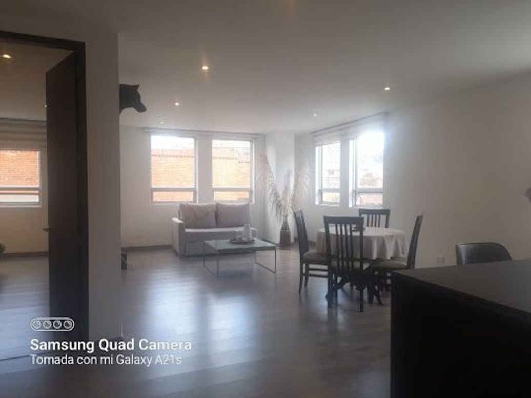 Apartamento de 2 alcobas en venta en San Patricio, Bogotá, 120 m² · foto 3 de 19