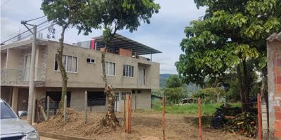 INMOBILIARIA  ATLAS / VENDE LOTE CERCA A LA VIA PRINCIPAL / OIBA SANTANDER 

AREA= 416 M2
ESCRITURA INDEPENDIENTE 

DISPONIBILIDAD DE SERVICIOS: AGUA LUZ Y GAS 

SECTOR:  CON MUY BUENA UBICACION 

CONTRUCCIÓN HASTA 3 PISOS

NOTA: EL TERRENO ES TOTALMENTE PLANO. 

PROGRAMA TU CITA!


 INFORMES: xxx301xxx594xxx8700  

