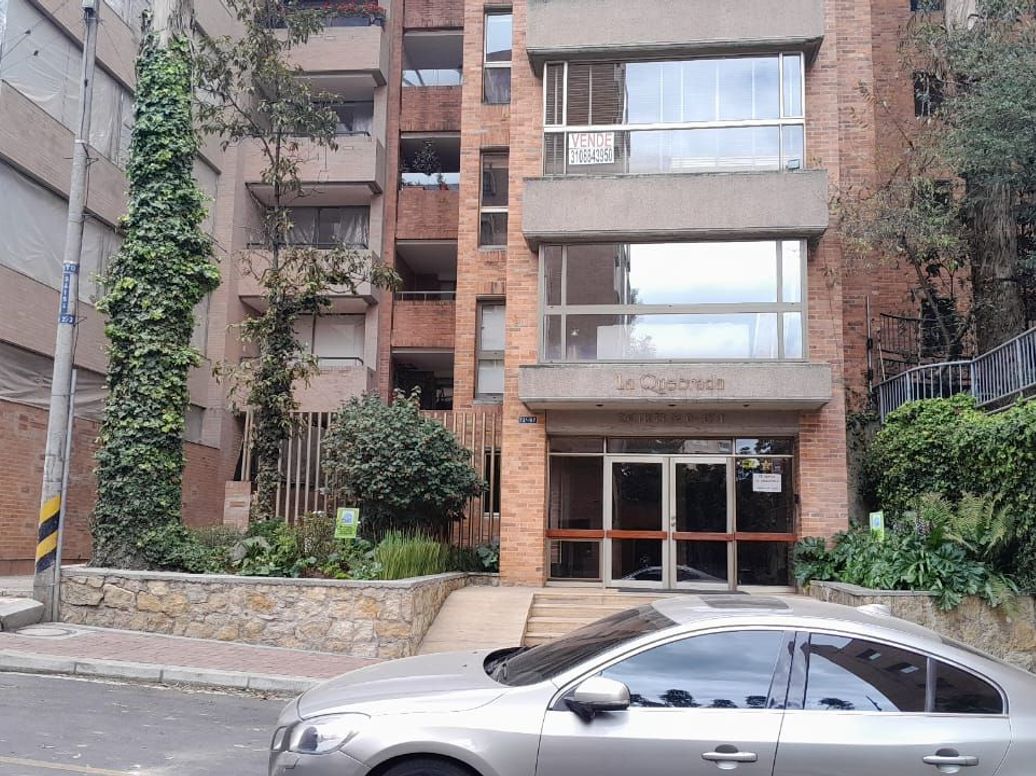 Apartamento de 3 alcobas en venta en Bellavista, Bogotá, 130 m² · foto 2 de 20