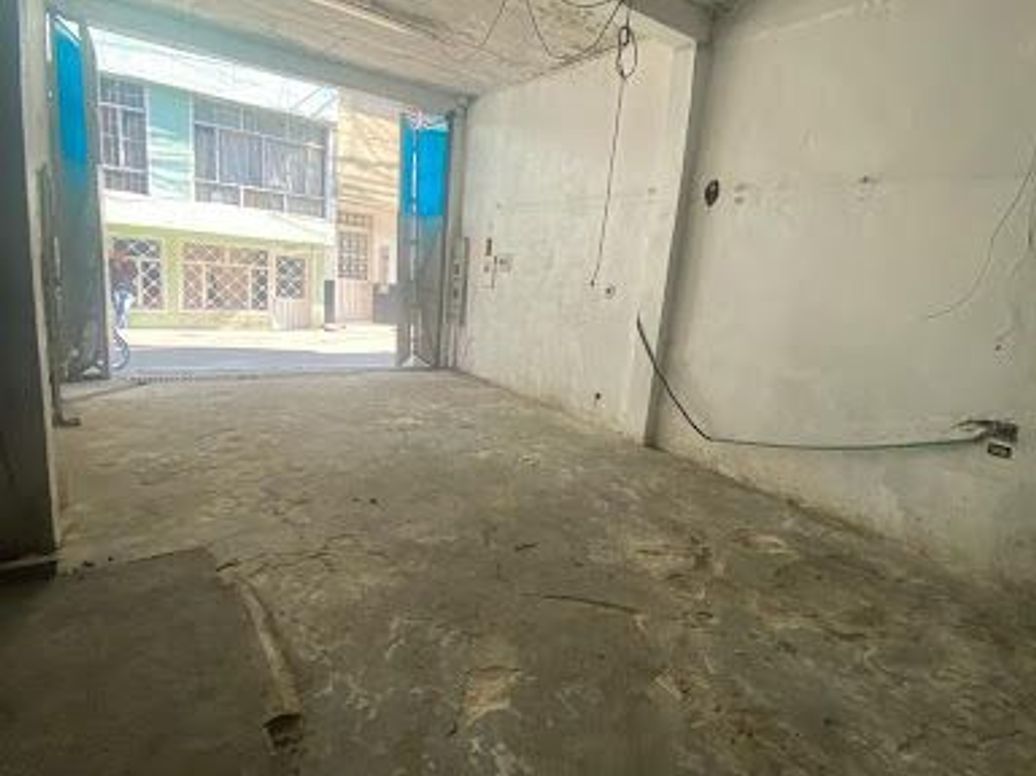 Casa de 1 alcoba en venta en Andalucía, Bogotá, 145 m² · foto 2 de 12