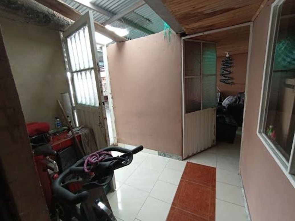 Casa de 5 alcobas en venta en San Antonio Norte, Bogotá, 252 m² · foto 20 de 20