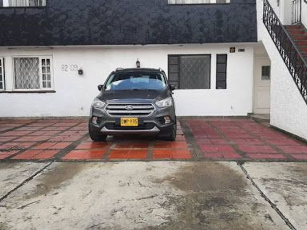 Apartamento de 3 alcobas en venta en Modelia Occidental, Bogotá, 97 m² · foto 2 de 20