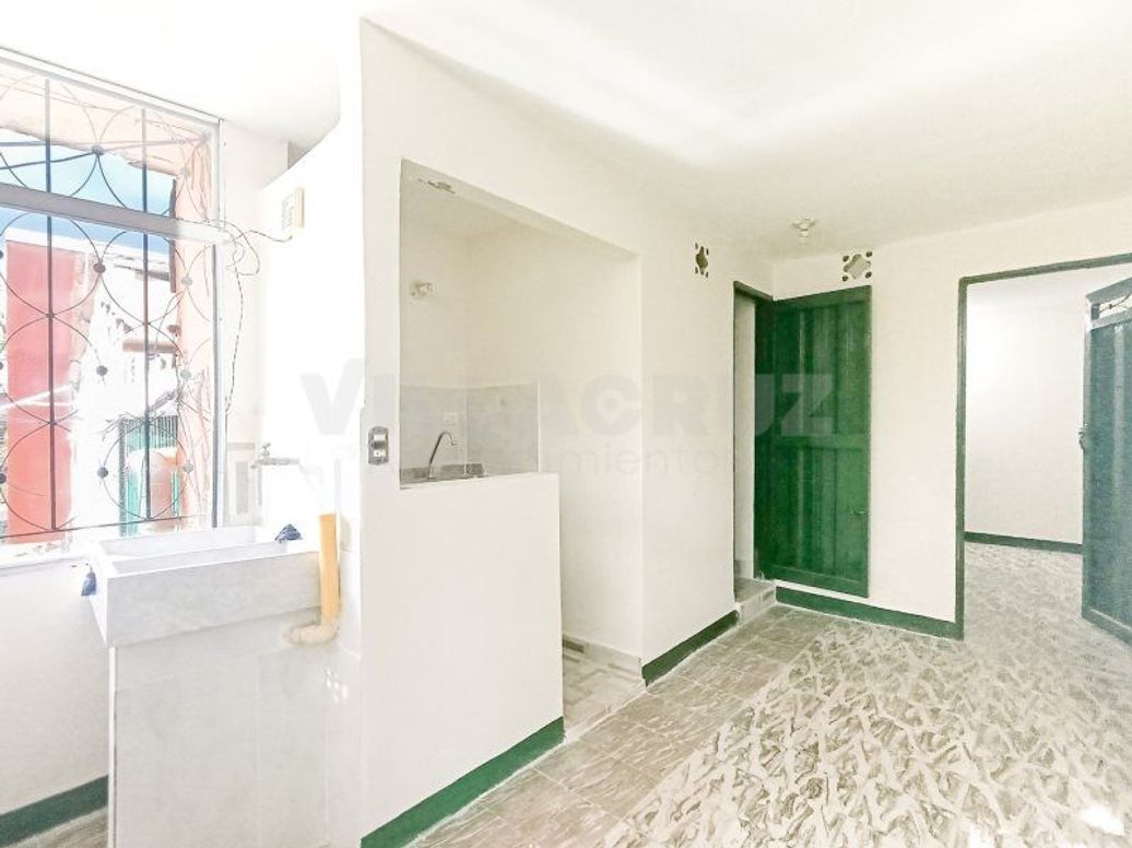 Apartaestudio en Arriendo con el Código 21378 en Sevilla