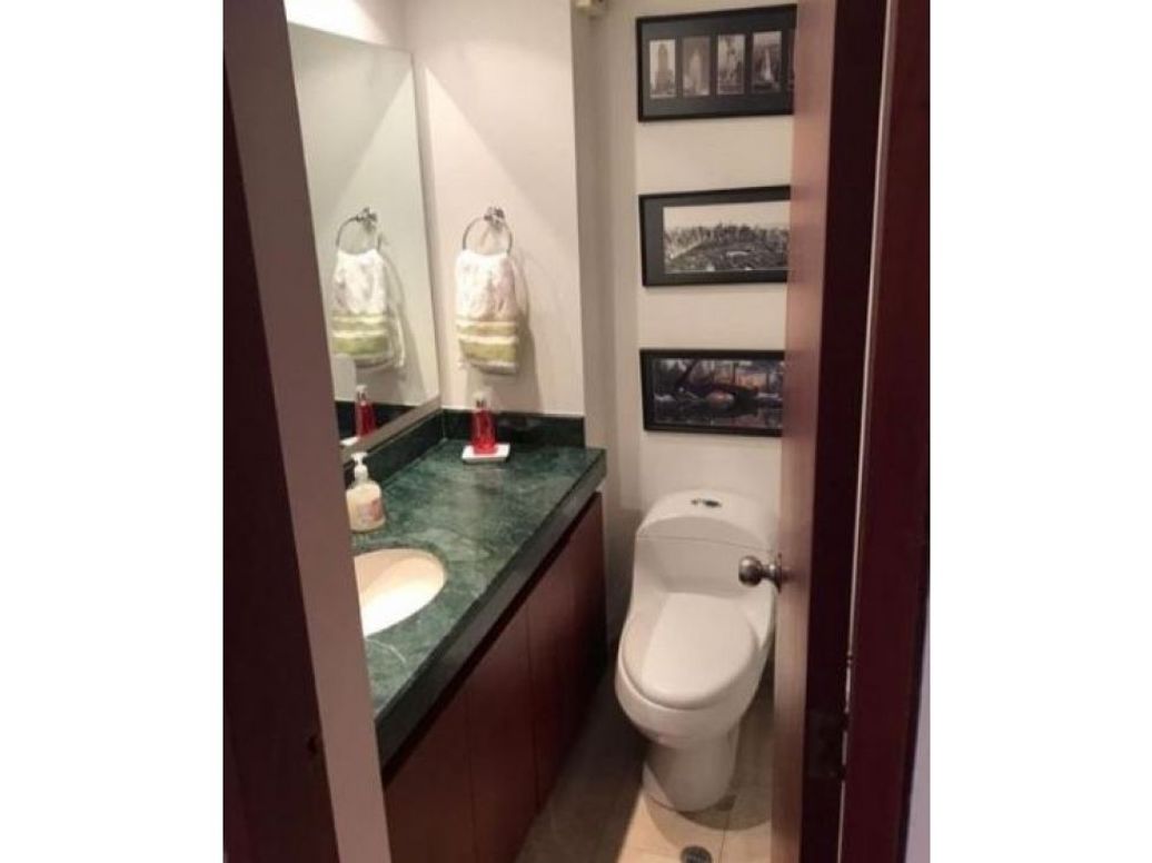Apartamento de 3 alcobas en venta en Emaus, Bogotá, 205 m² · foto 16 de 16