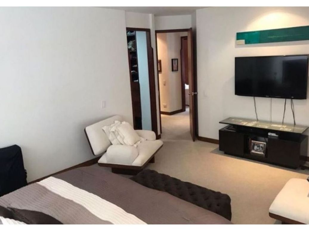 Apartamento de 3 alcobas en venta en Emaus, Bogotá, 205 m² · foto 8 de 16