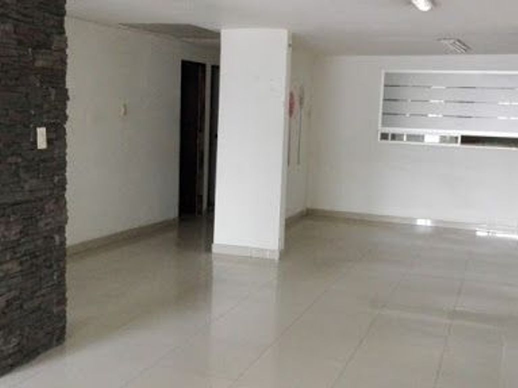 Casa de 7 alcobas en venta en Catalina, Bogotá, 156 m² · foto 7 de 15