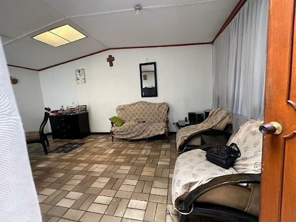 Casa de 10 alcobas en venta en Ciudad Montes, Bogotá, 375 m² · foto 17 de 20