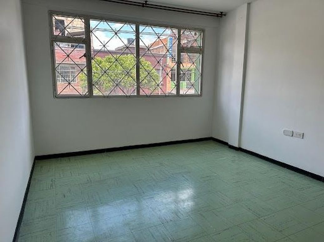Casa de 10 alcobas en venta en Ciudad Montes, Bogotá, 375 m² · foto 9 de 20