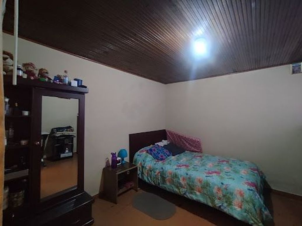 Casa de 3 alcobas en venta en Las Ferias, Bogotá, 135 m² · foto 3 de 9