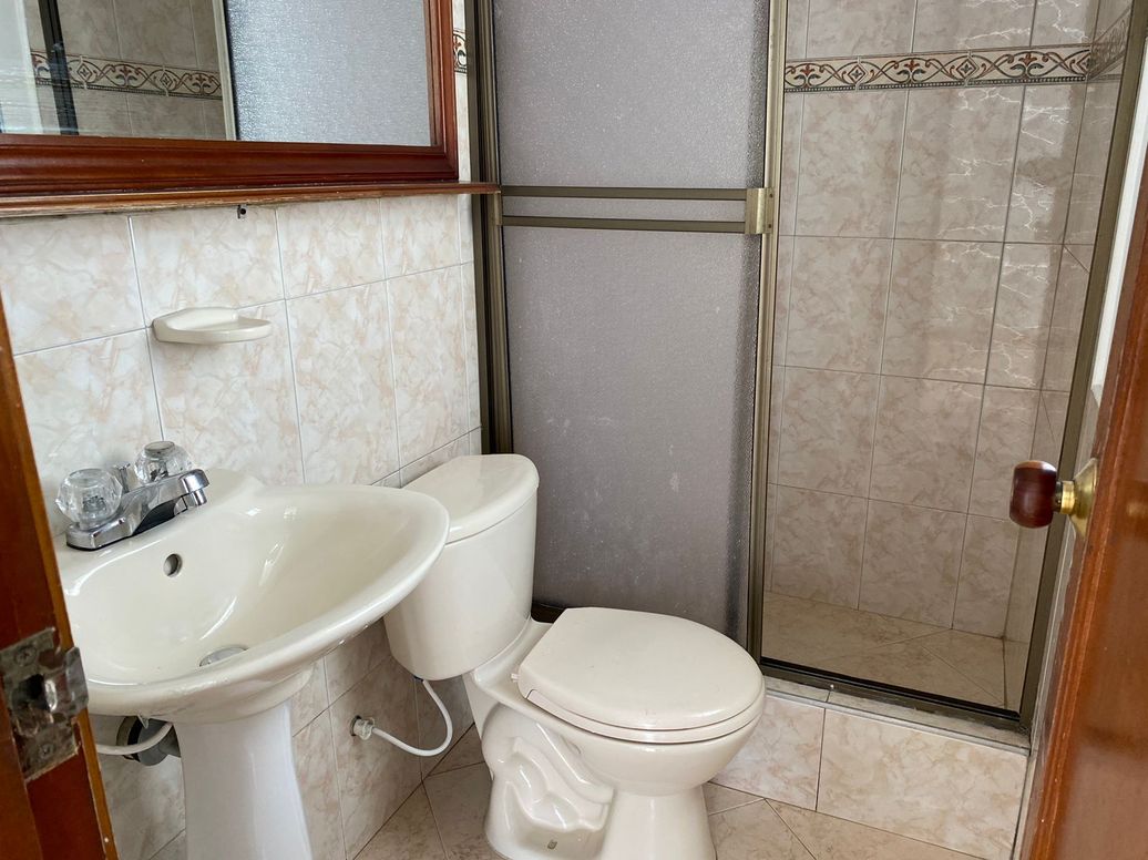 Casa de 3 alcobas en venta en San José Del Prado, Bogotá, 140 m² · foto 18 de 18