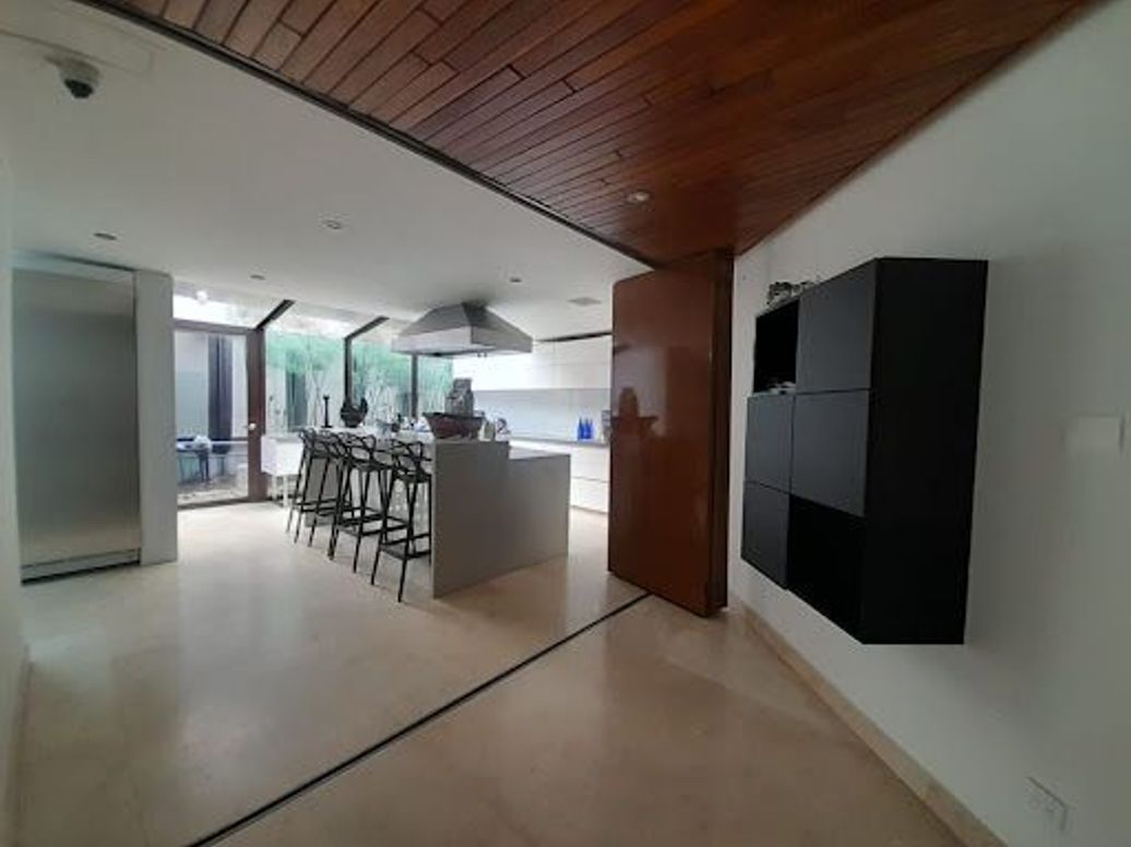 Casa de 4 alcobas en venta en Vereda Suba Cerros, Bogotá, 400 m² · foto 3 de 20