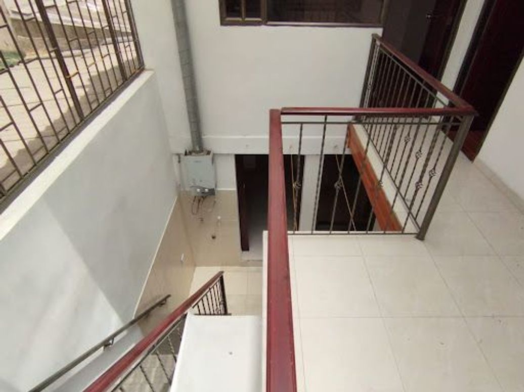 Apartamento de 4 alcobas en venta en Mandalay 1, Bogotá, 55 m² · foto 8 de 15