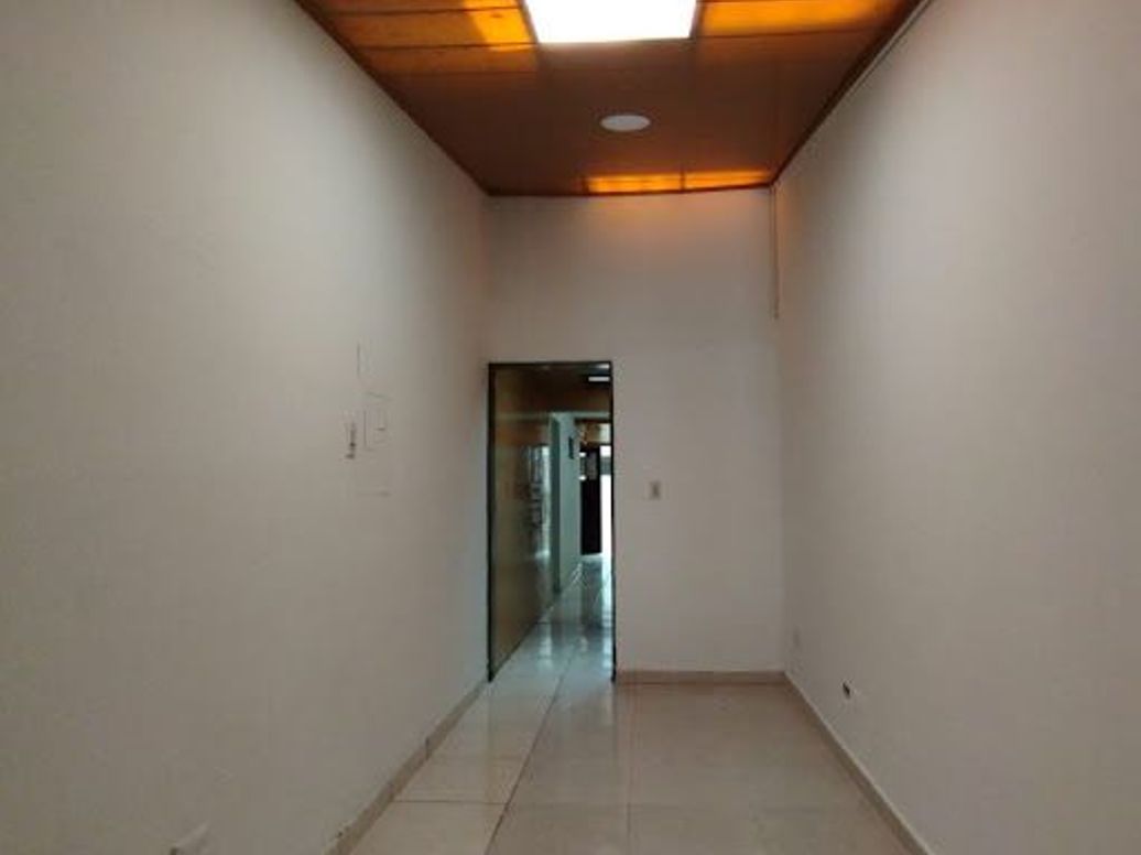 Apartamento de 4 alcobas en venta en Mandalay 1, Bogotá, 55 m² · foto 15 de 15