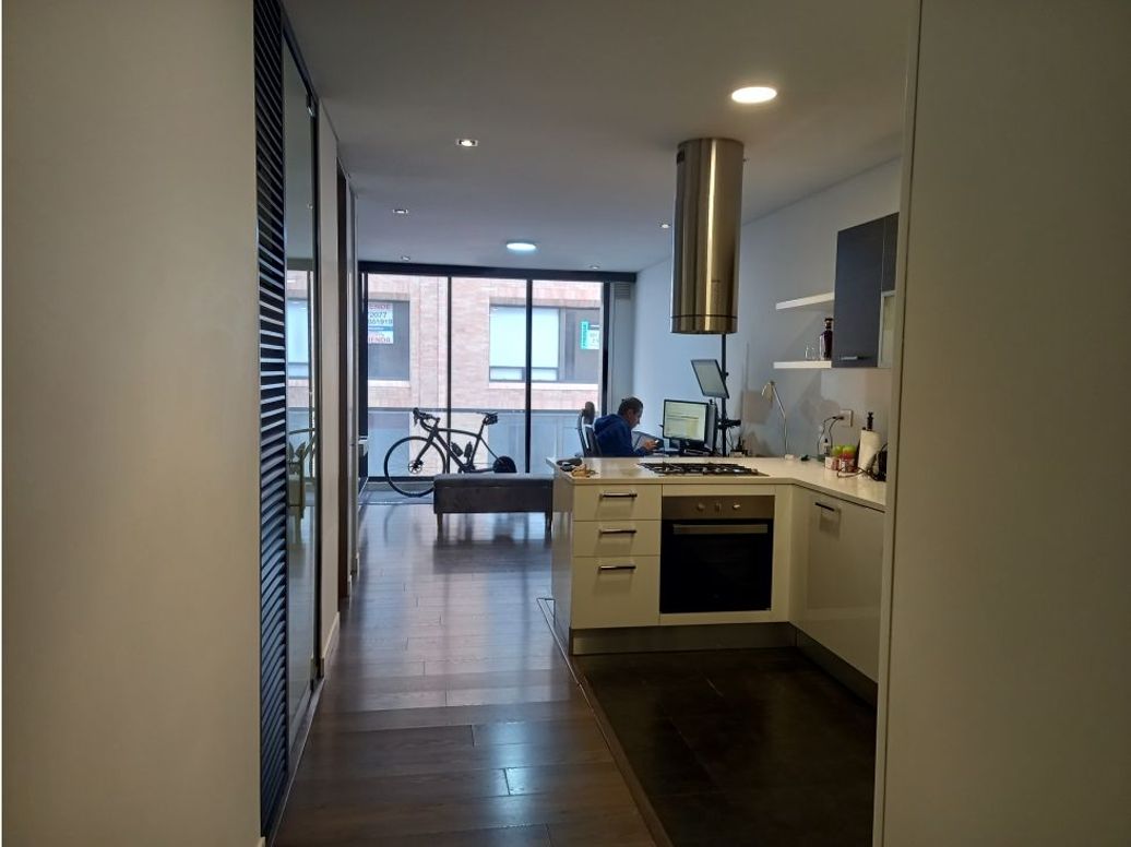 Apartaestudio en venta en Santa Barbara, Bogotá, 59 m² · foto 9 de 14