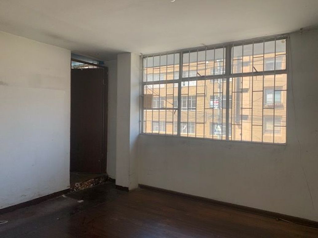 Apartamento de 3 alcobas en venta en Pardo Rubio, Bogotá, 151 m² · foto 5 de 19