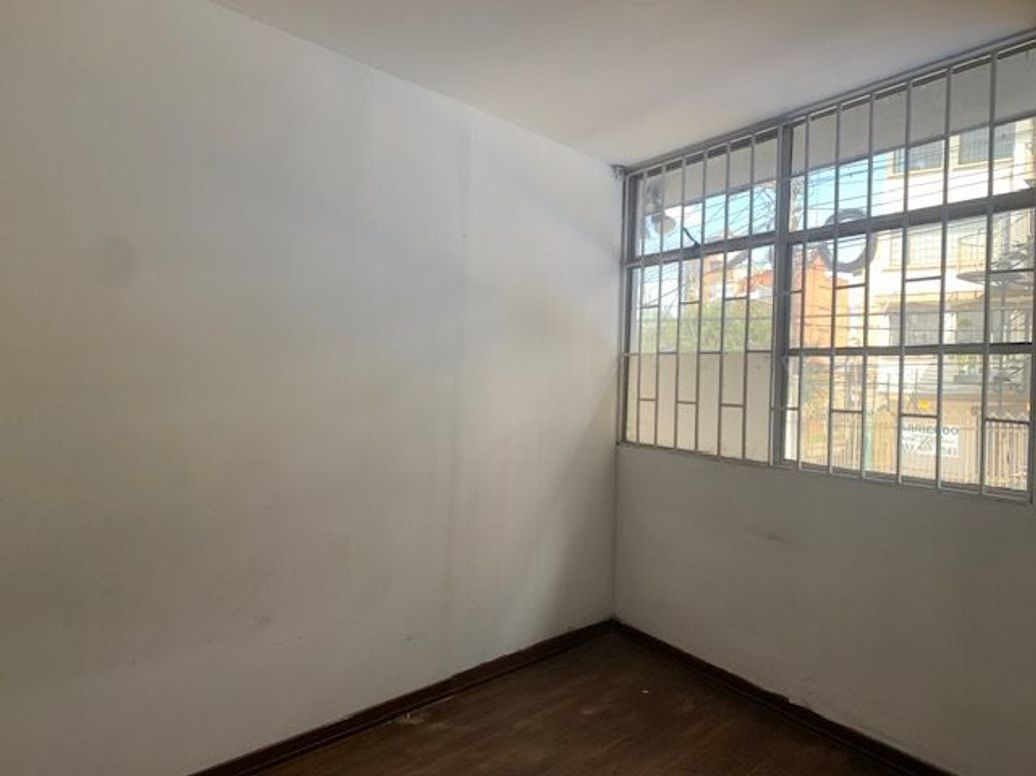Apartamento de 3 alcobas en venta en Pardo Rubio, Bogotá, 151 m² · foto 10 de 19
