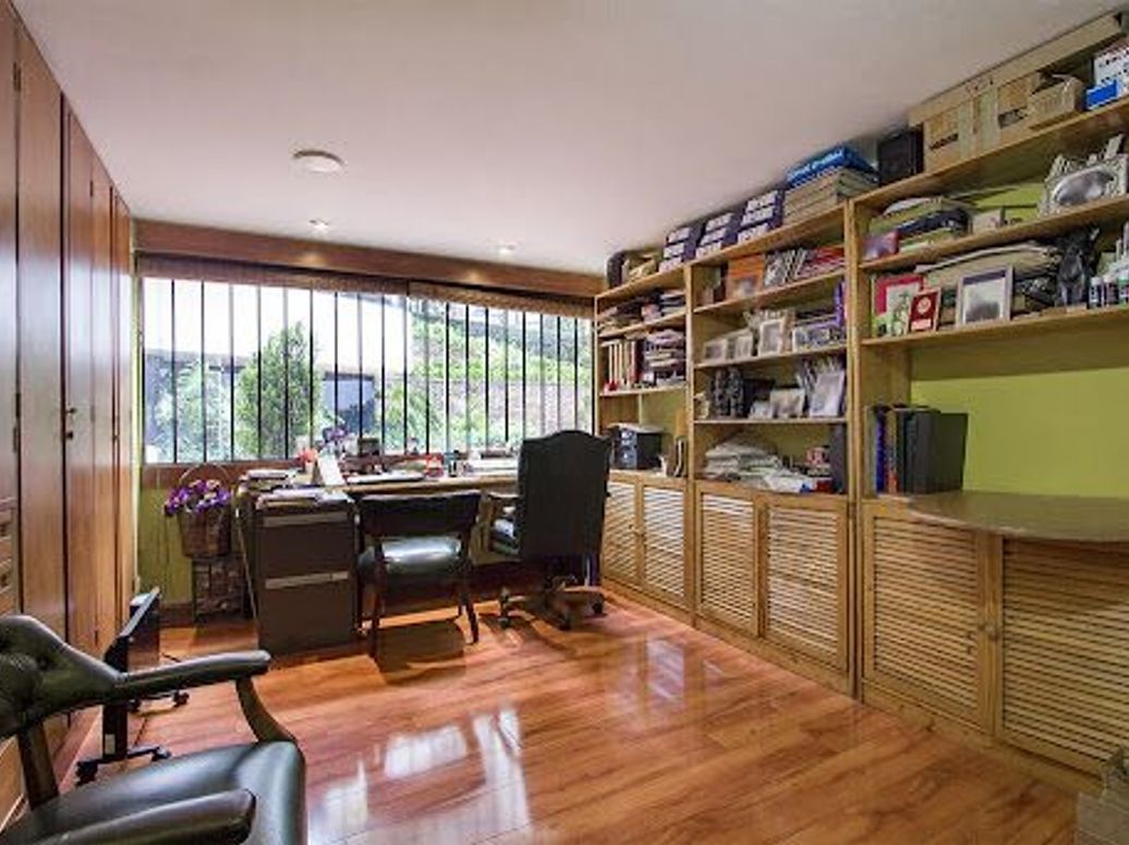 Apartamento de 3 alcobas en venta en Los Rosales, Bogotá, 244 m² · foto 17 de 20