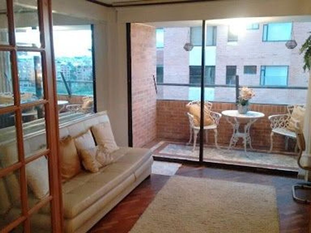 Apartamento de 4 alcobas en venta en La Carolina, Bogotá, 381 m² · foto 10 de 20