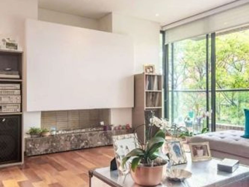 Apartamento de 3 alcobas en venta en Los Rosales, Bogotá, 256 m² · foto 5 de 11