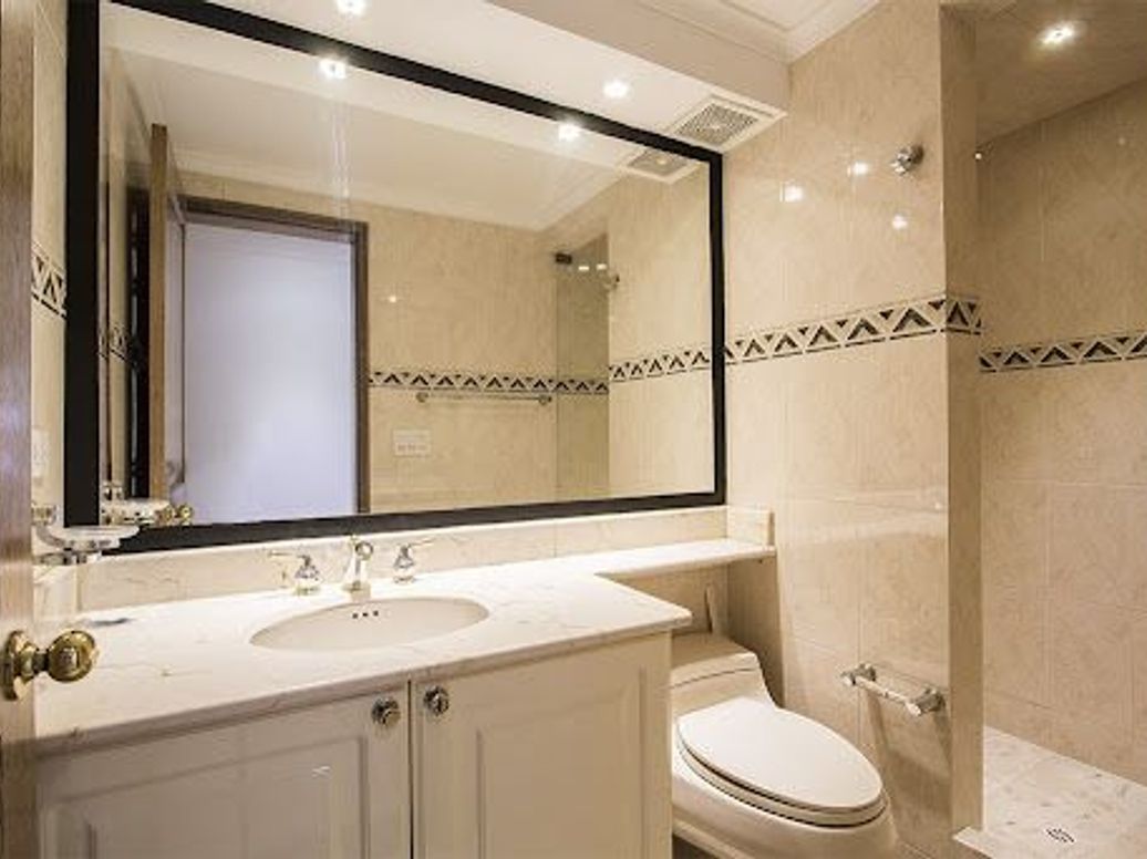 Apartamento de 4 alcobas en venta en Los Rosales, Bogotá, 257 m² · foto 16 de 20