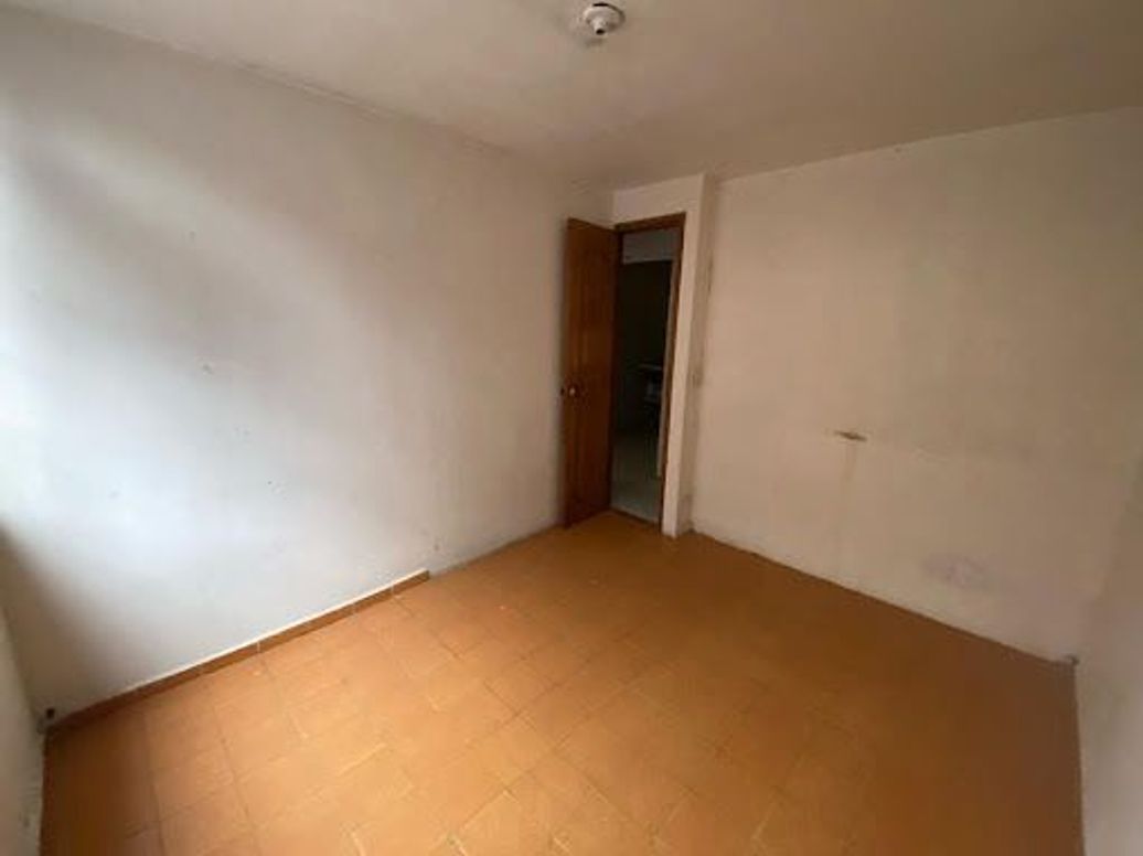 Casa de 8 alcobas en venta en Engativa Centro, Bogotá, 263 m² · foto 16 de 20