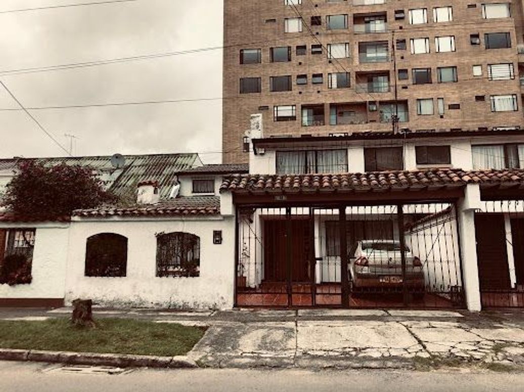 Casa de 4 alcobas en venta en Santa Margarita, Bogotá, 269 m² · foto 18 de 20