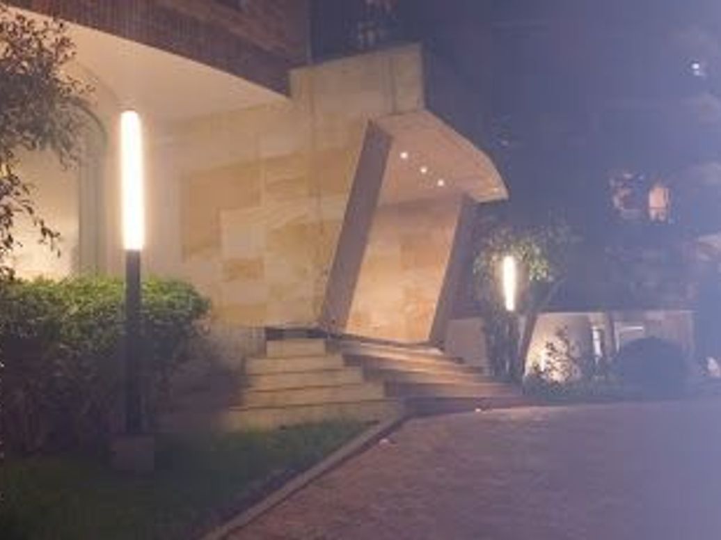 Apartamento de 4 alcobas en venta en Sotileza, Bogotá, 440 m² · foto 2 de 20