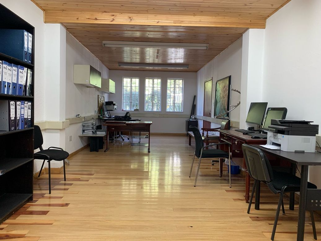 Casa de 5 alcobas en arriendo en La Soledad, Bogotá, 367 m² · foto 10 de 13