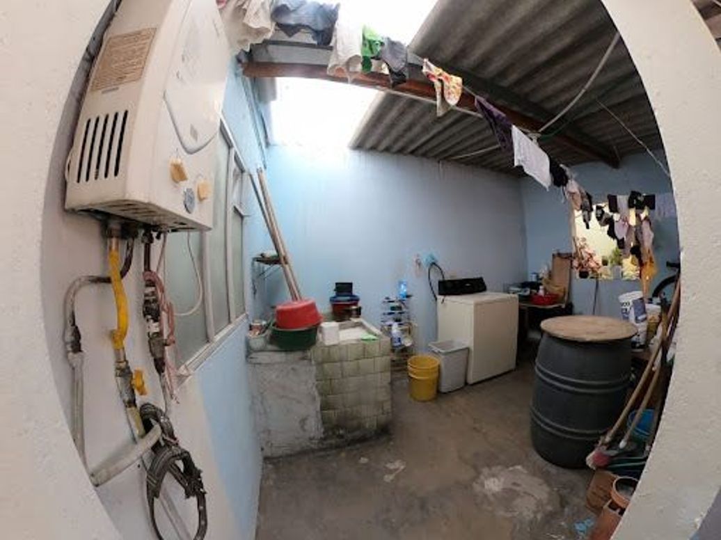 Casa de 7 alcobas en venta en La Amistad, Bogotá, 262 m² · foto 14 de 20