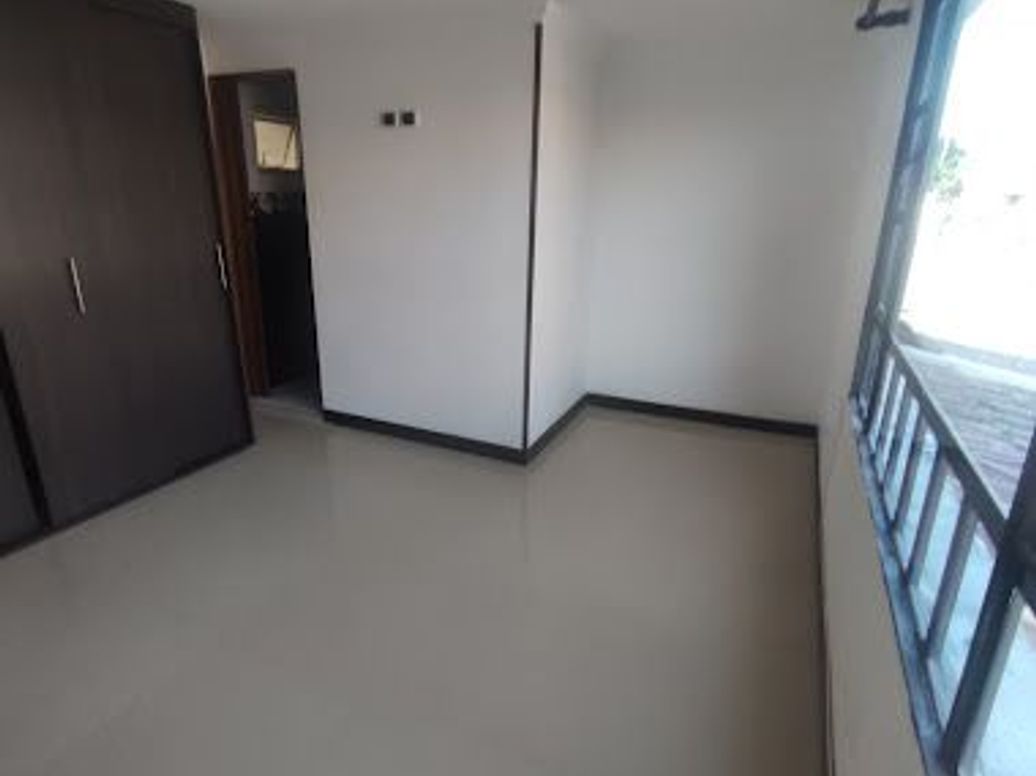 Casa de 4 alcobas en venta en Ospina Perez, Bogotá, 150 m² · foto 13 de 19