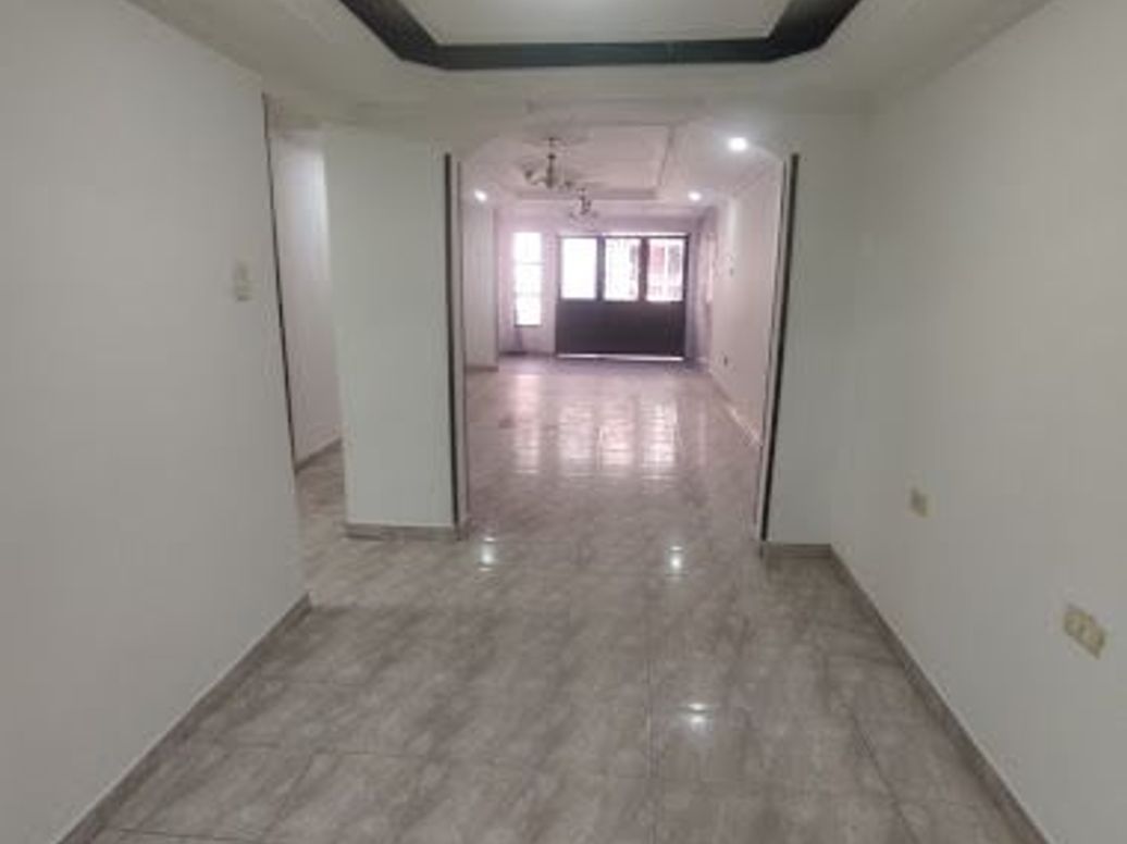 Casa de 4 alcobas en venta en Ospina Perez, Bogotá, 150 m² · foto 4 de 19