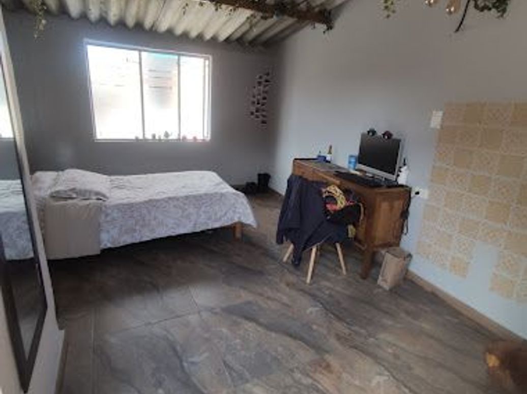 Casa de 8 alcobas en venta en Pastrana, Bogotá, 225 m² · foto 19 de 20