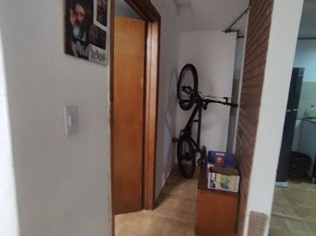 Casa de 8 alcobas en venta en Pastrana, Bogotá, 225 m² · foto 10 de 20