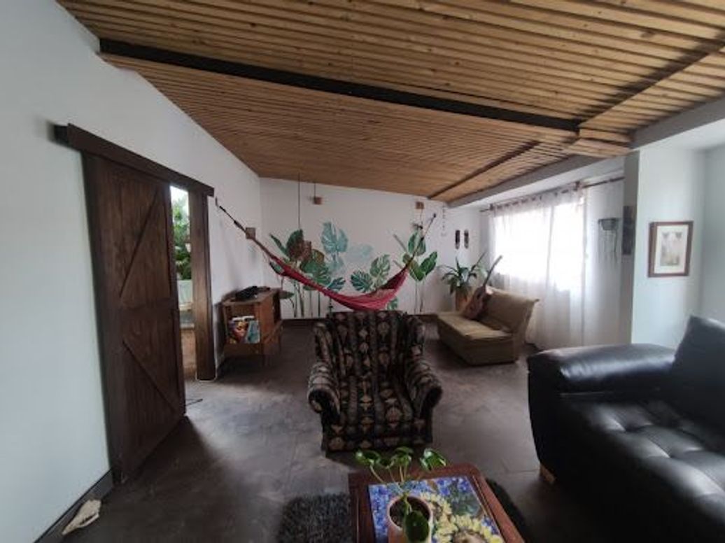 Casa de 8 alcobas en venta en Pastrana, Bogotá, 225 m² · foto 4 de 20